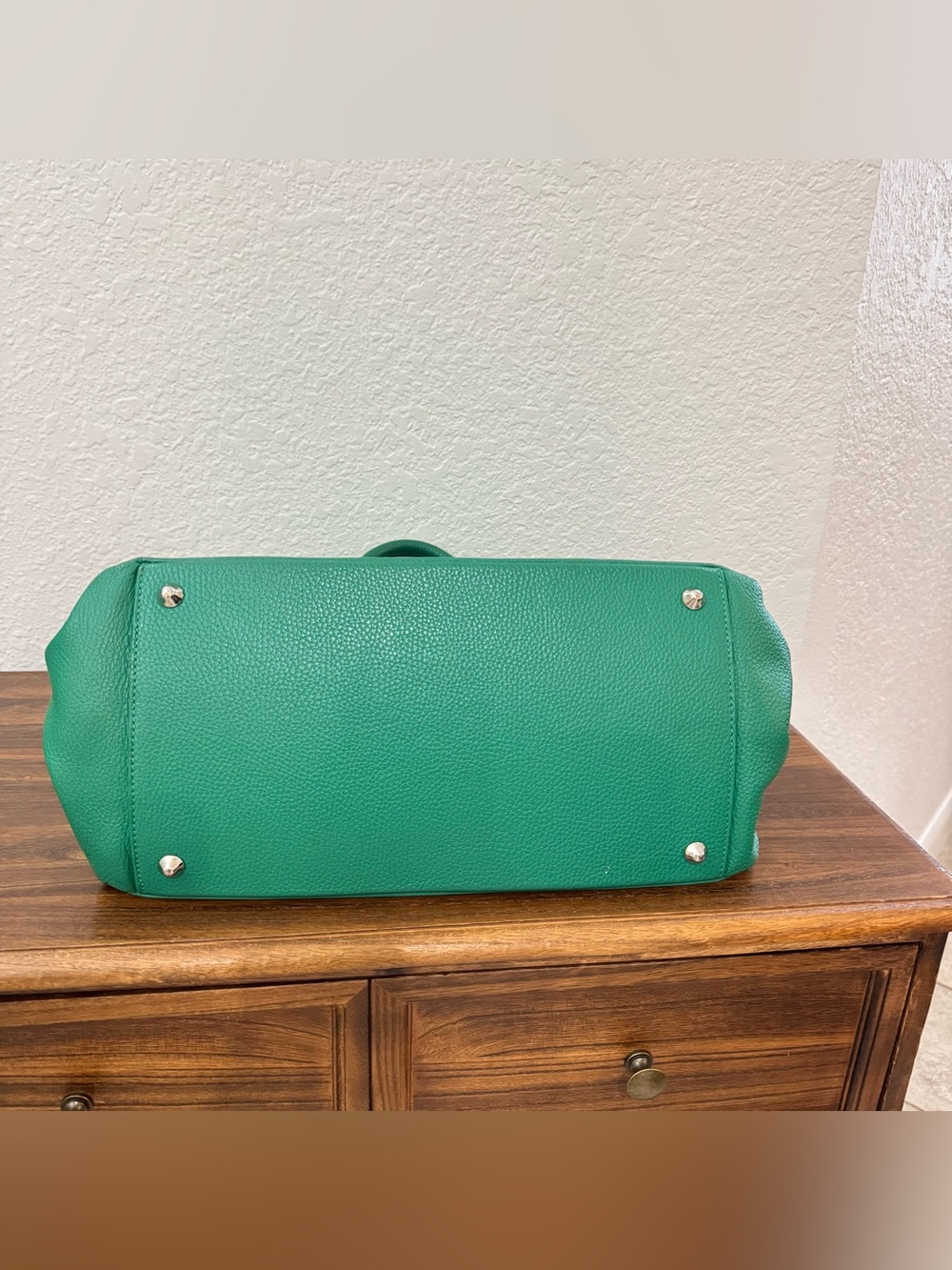 Mark & Graham Elisabetta Slouch Leather Tote Hand Bag - Picture 5 of 8